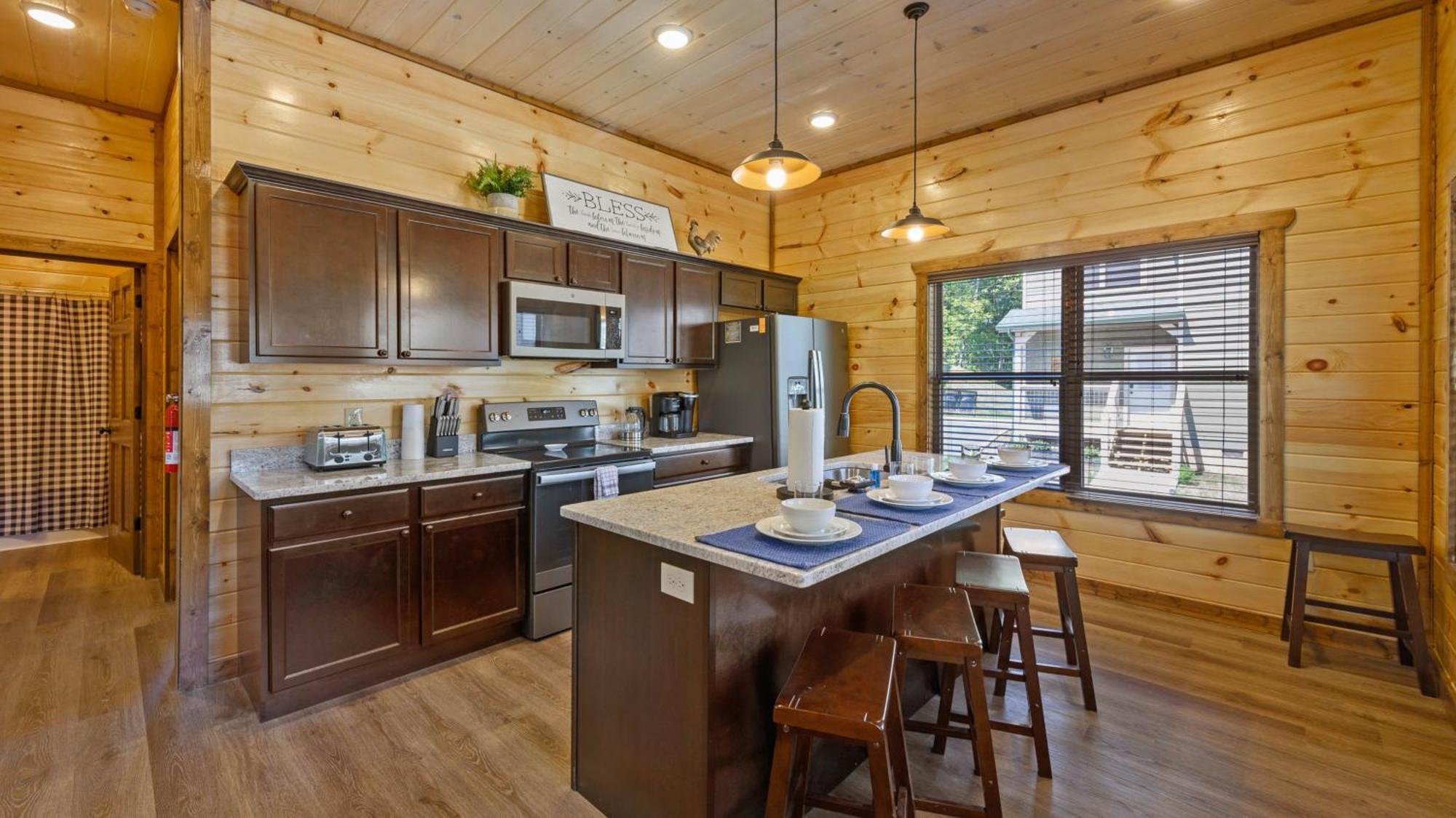 Liberty Lodge - Family Getaway With Pool, Hot Tub, Arcade & Dogs Pigeon Forge Exterior foto