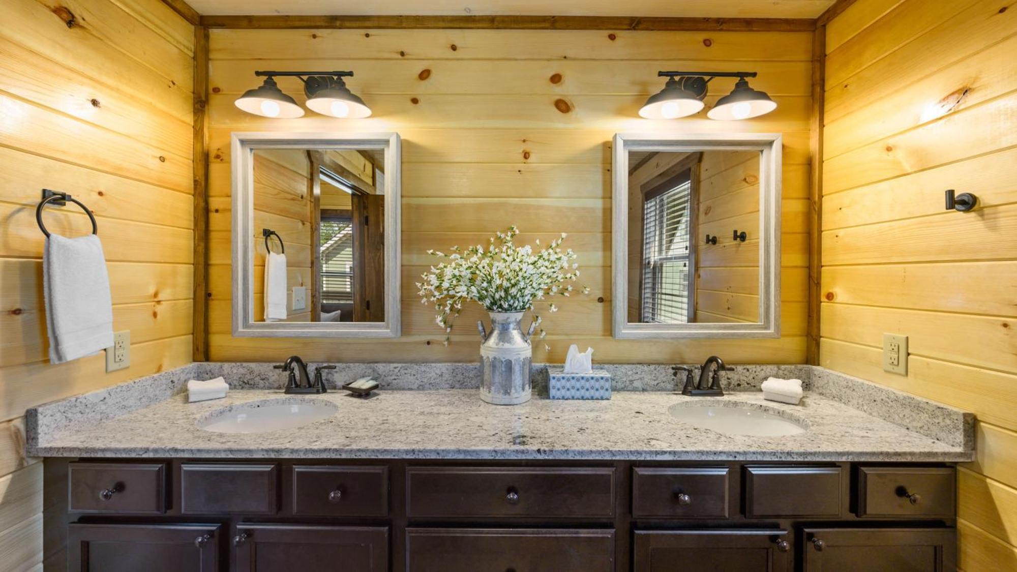 Liberty Lodge - Family Getaway With Pool, Hot Tub, Arcade & Dogs Pigeon Forge Exterior foto